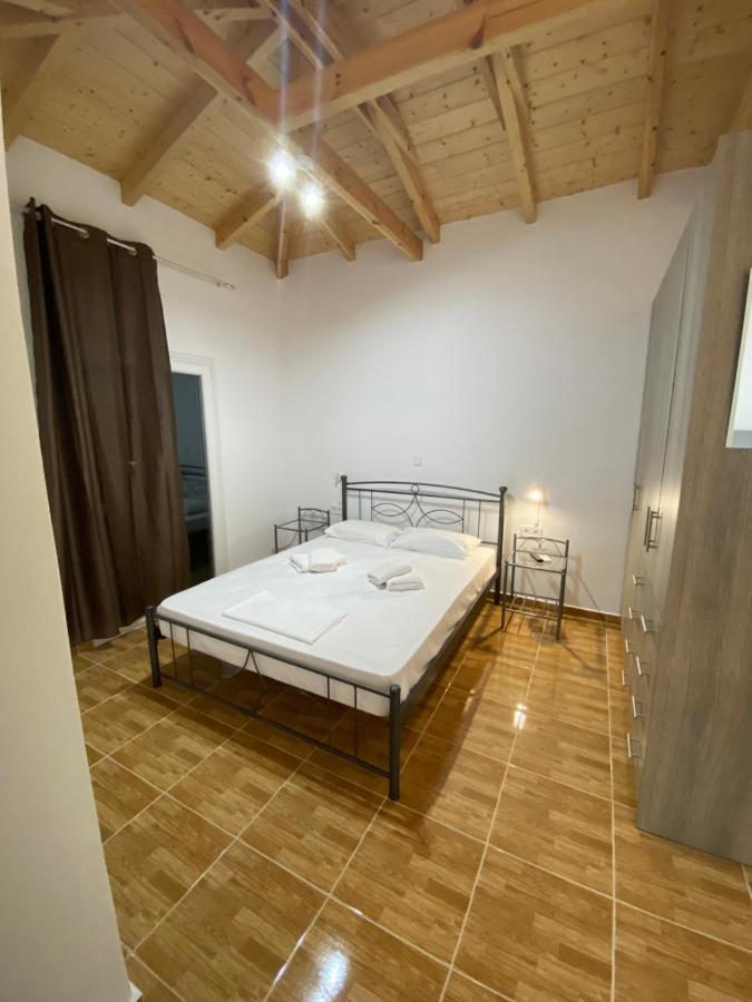 Babis Apartment Áyios Nikítas Esterno foto