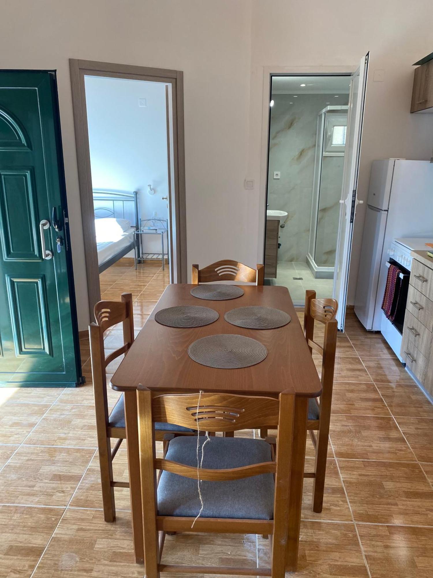Babis Apartment Áyios Nikítas Esterno foto